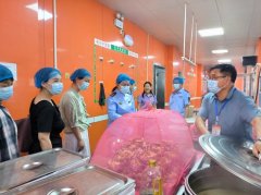 <b>升风险防控能力</b>